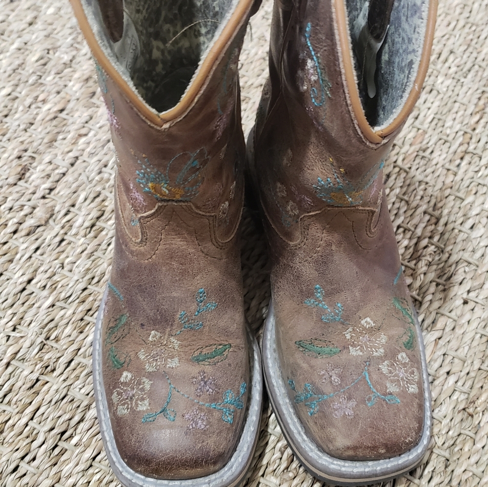 girls cowboy boots